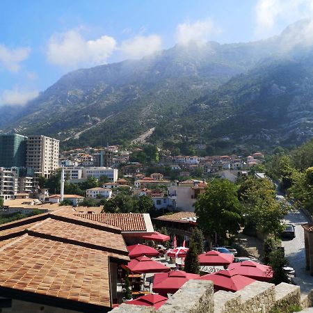 Kruja Hostel Luaran gambar