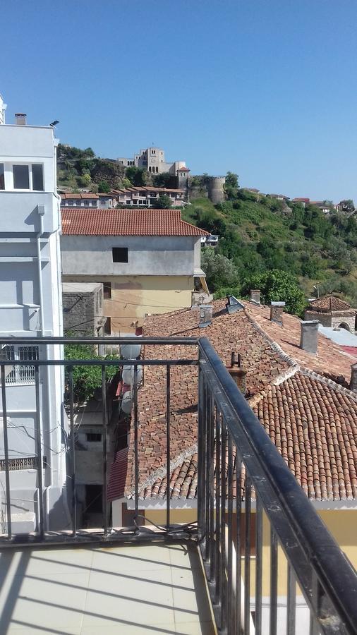 Kruja Hostel Luaran gambar